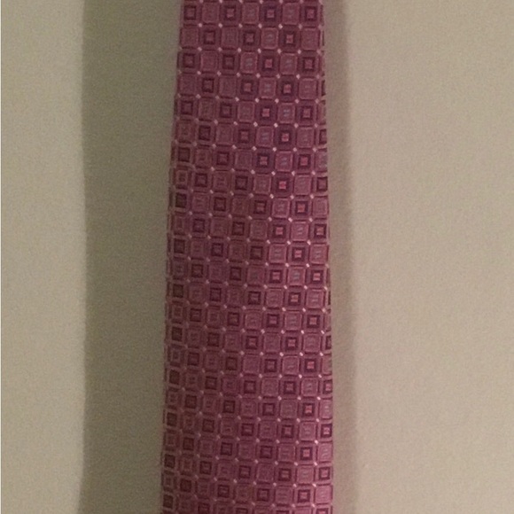 Countess Mara Tie - Picture 3 of 4
